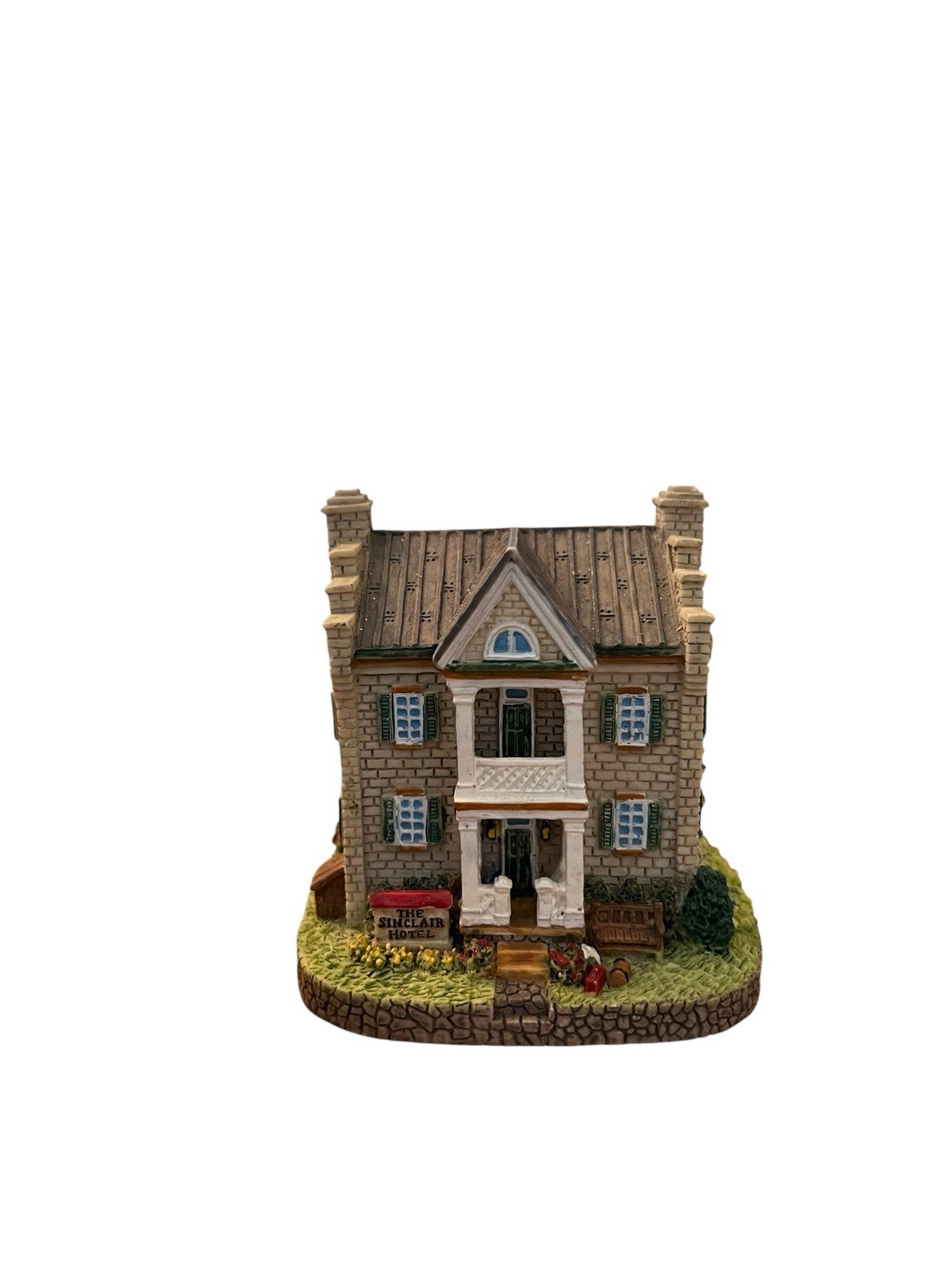 Lot of Miniature Holiday Village Buildings Houses International Resources 7 PC