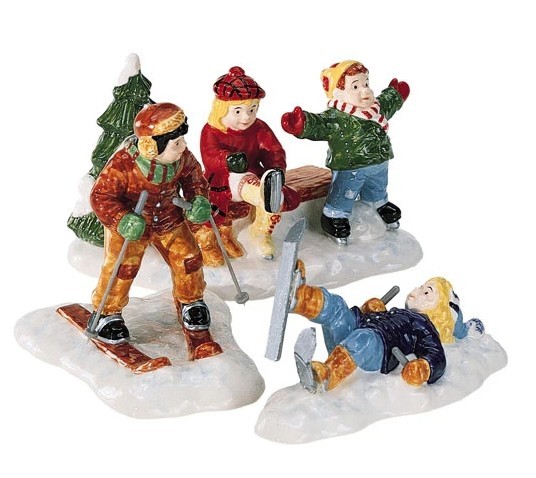 Dept 56 Snow Village “Skaters & Skiers” ST/3 #56.54755 Retired Brand New in Box