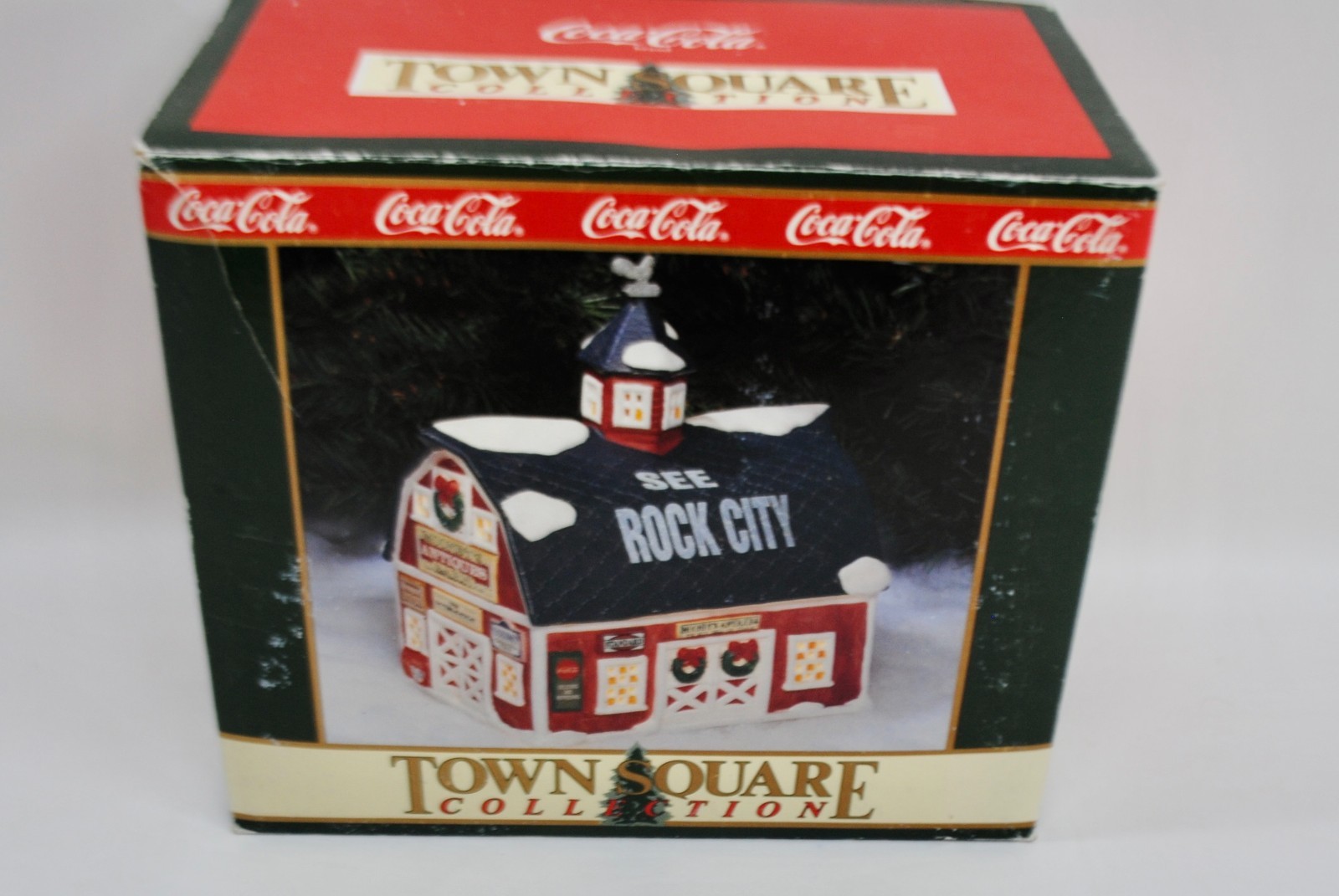 COCA-COLA VTG 1993 TOWN SQUARE MOONEYS ANTIQUE BARN