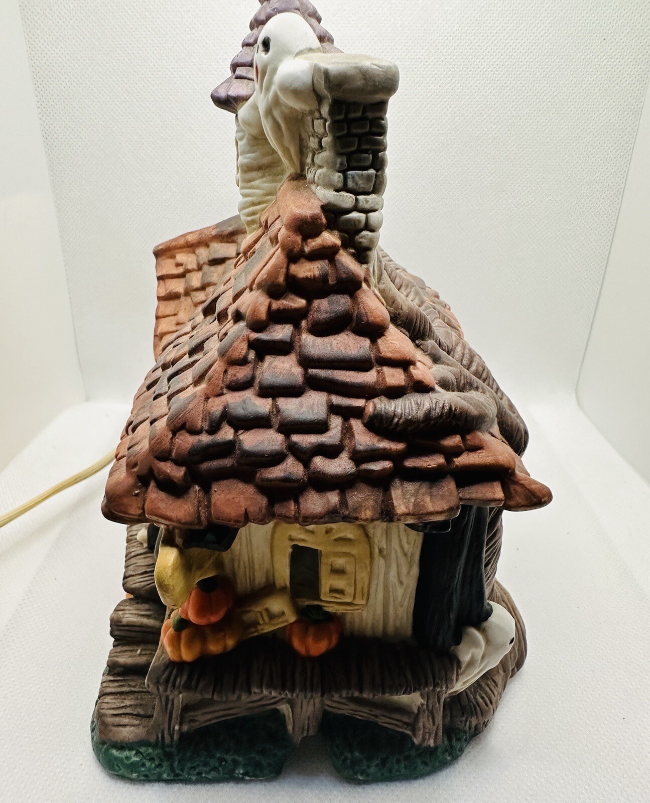 VTG 1995 Spooky Hollow Lighted Halloween Train Station Witch Ghosts Owl Works