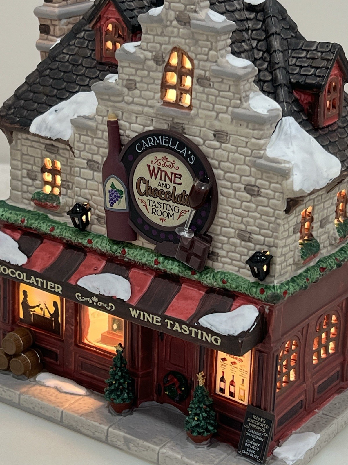 Lemax “Carmella’s Wine And Chocolate Tasting Room” 2023 Excellent Condition !