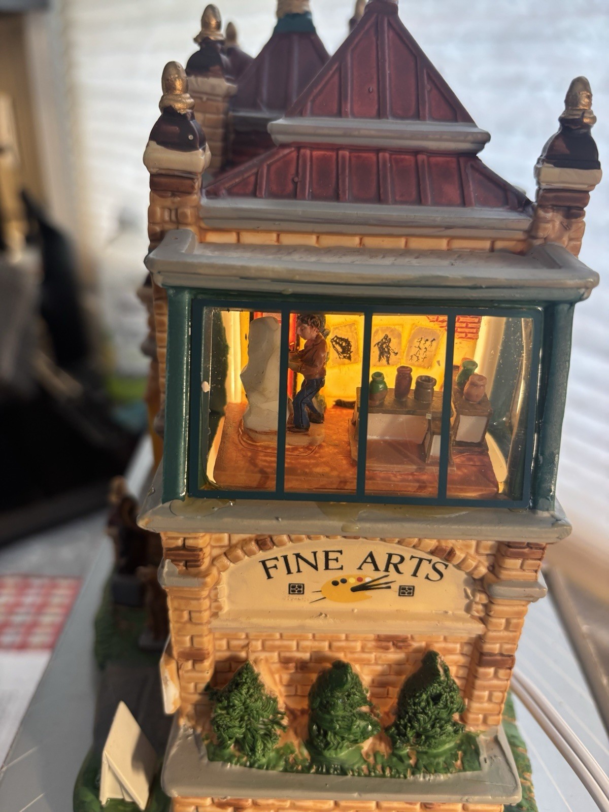 Lemax Signature Collection “Bradley Academy Of Arts” Lighted Building WORKS