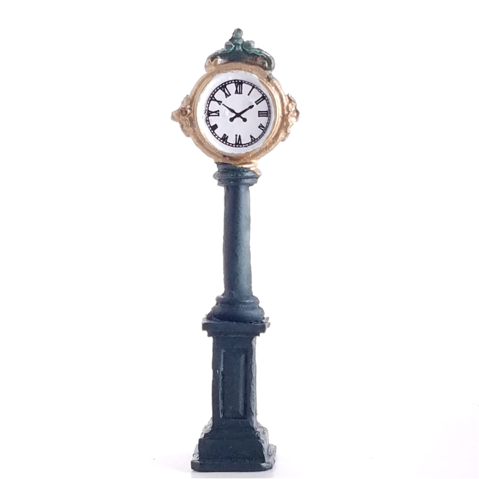 Gold Street Post Clock Four Sided Free Standing Holidays Seasons Town Center