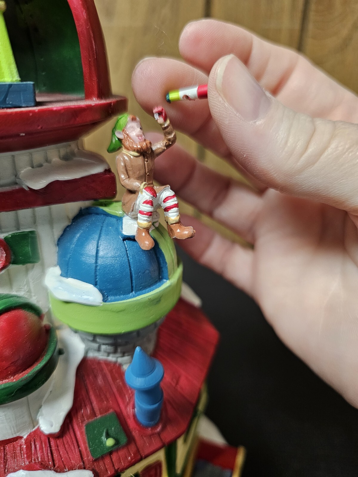 Lemax 2022 Christmas Village Santa’s Stratospheric Observatory, Lighted READ
