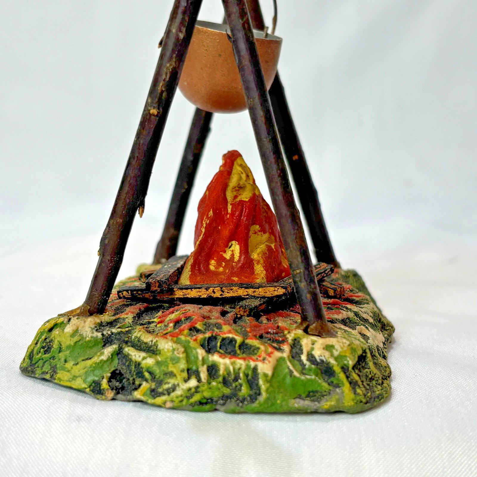 Vtg Putz Campfire Toy Figurine Composite Wood & Metal Made In Germany