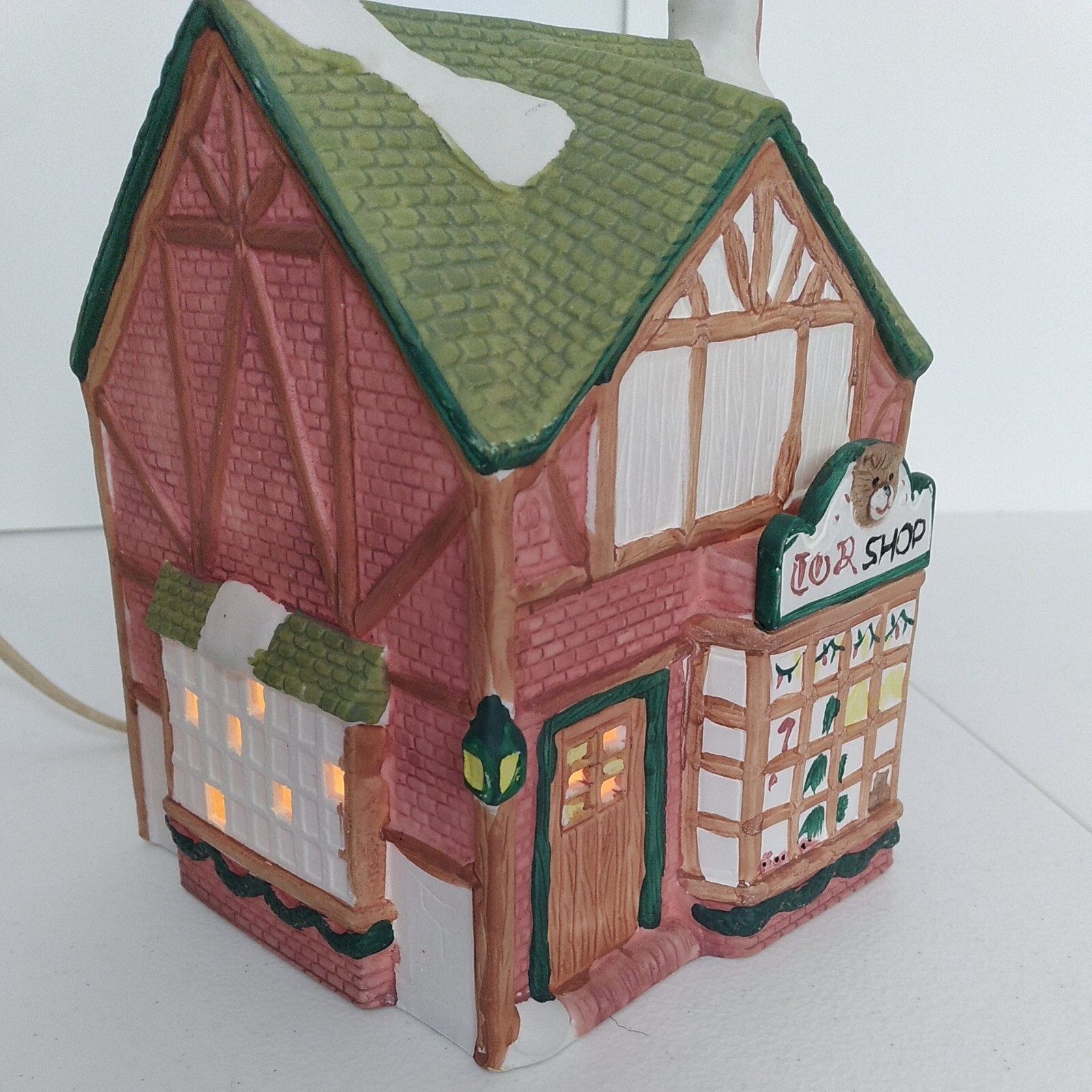 Rex Lee 1990 Lighted Christmas Village Building Toy Shop WORKS Home Decor