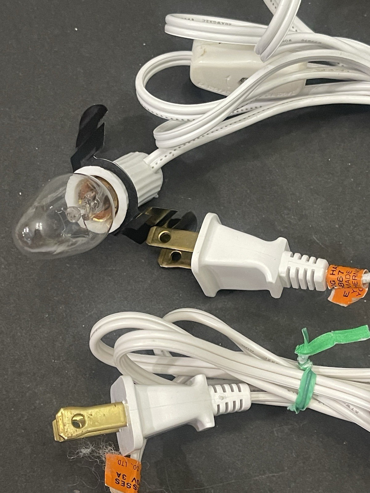 Lot of 2 Single Light 5 foot Cord Village Houses Inline Switch Tested