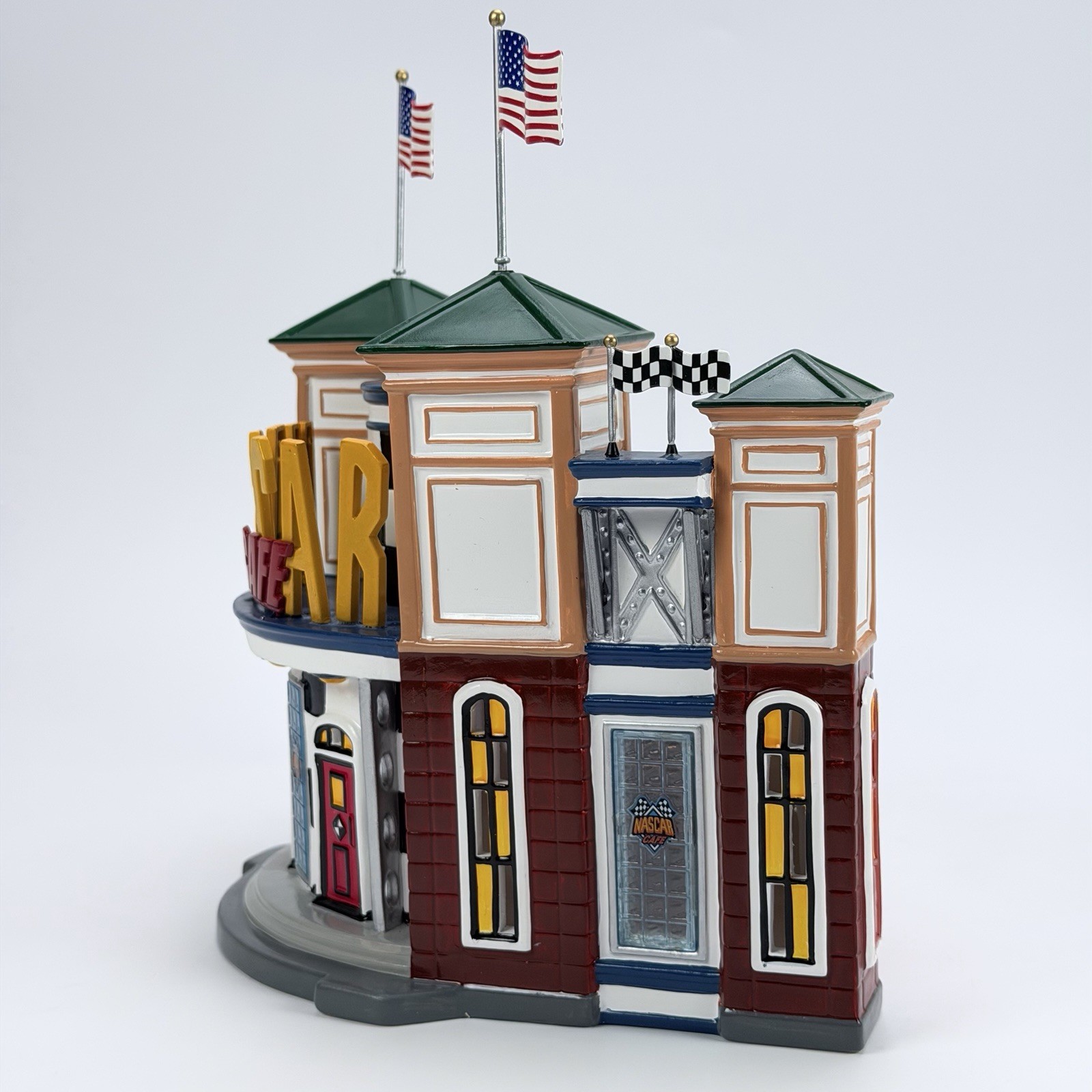 2005 Department 56 NASCAR CAFE Snow Village (lights up) w/ Car