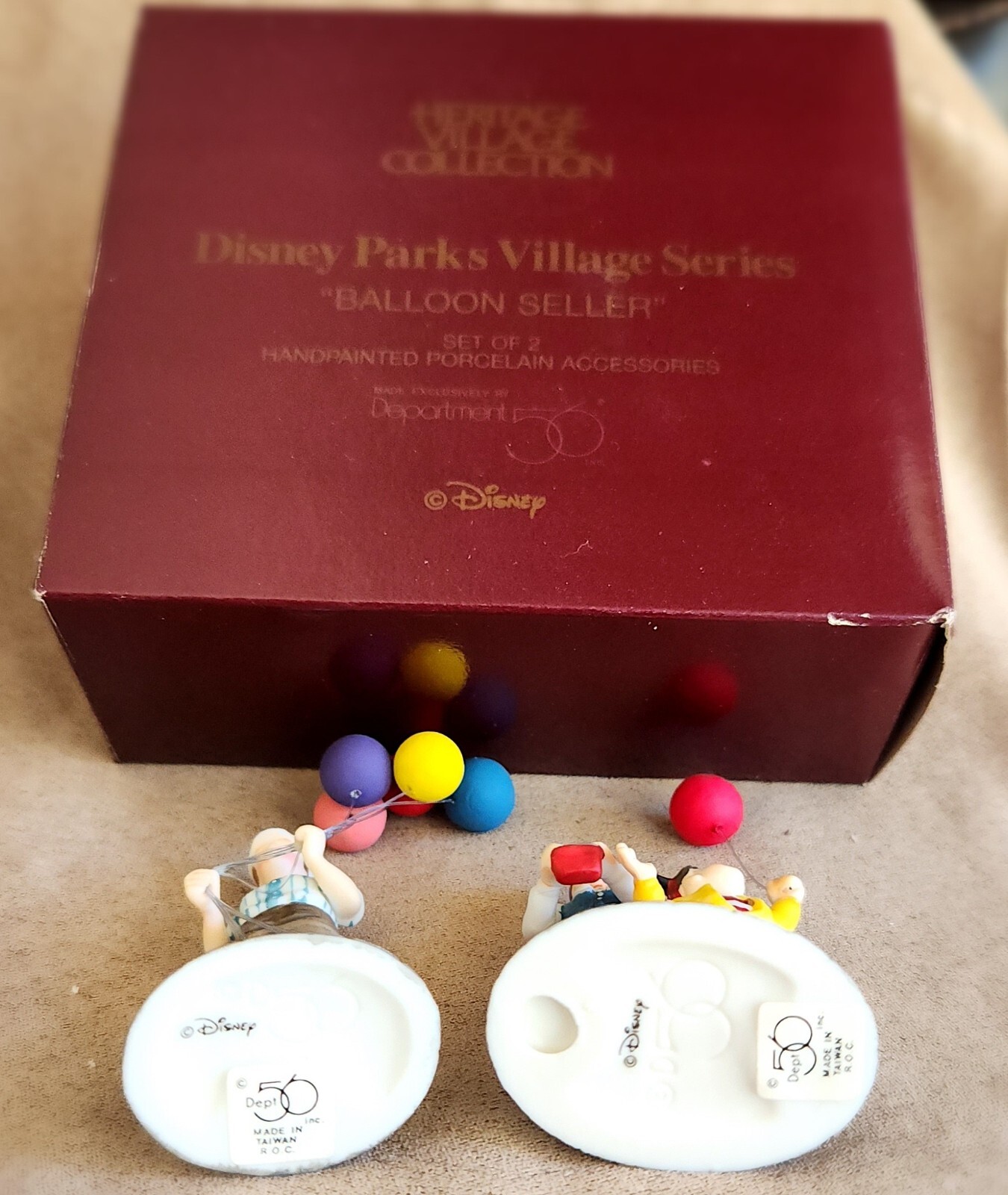 Balloon Seller #53539 Disney Parks Village Department 56 – BUYER GUARANTEE