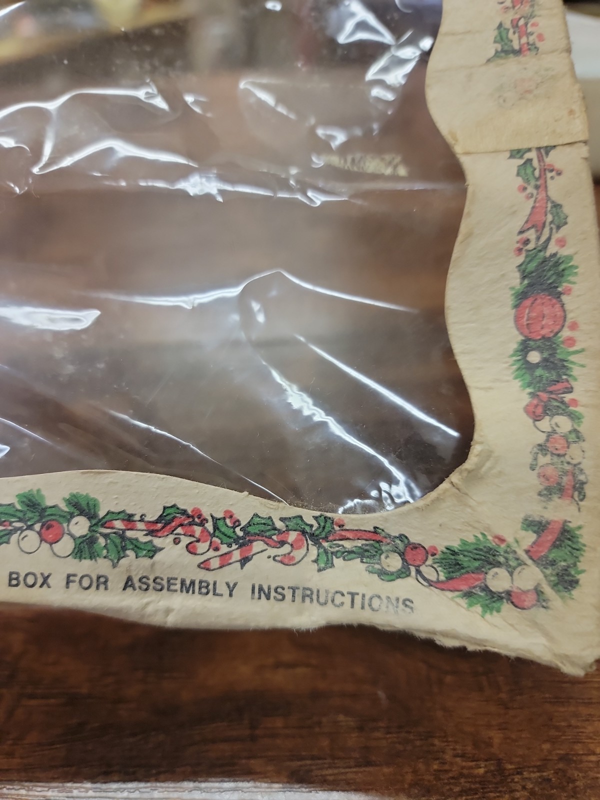 Vintage Christmas 9 Piece Alpine Village Set With Lights & Box United States Set