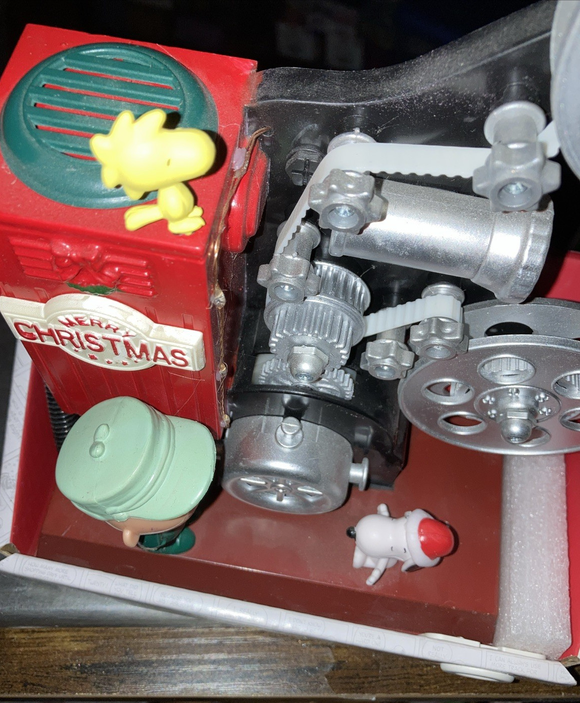 Peanuts Animated Musical Table Piece Christmas Film Projector