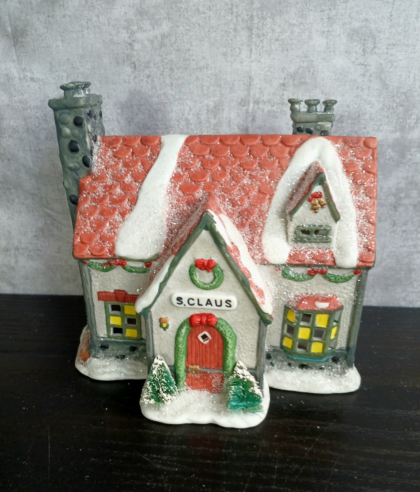 Santa Claus House Kringle Town 1993 Limited Ed Bottle Brush Trees Prettique