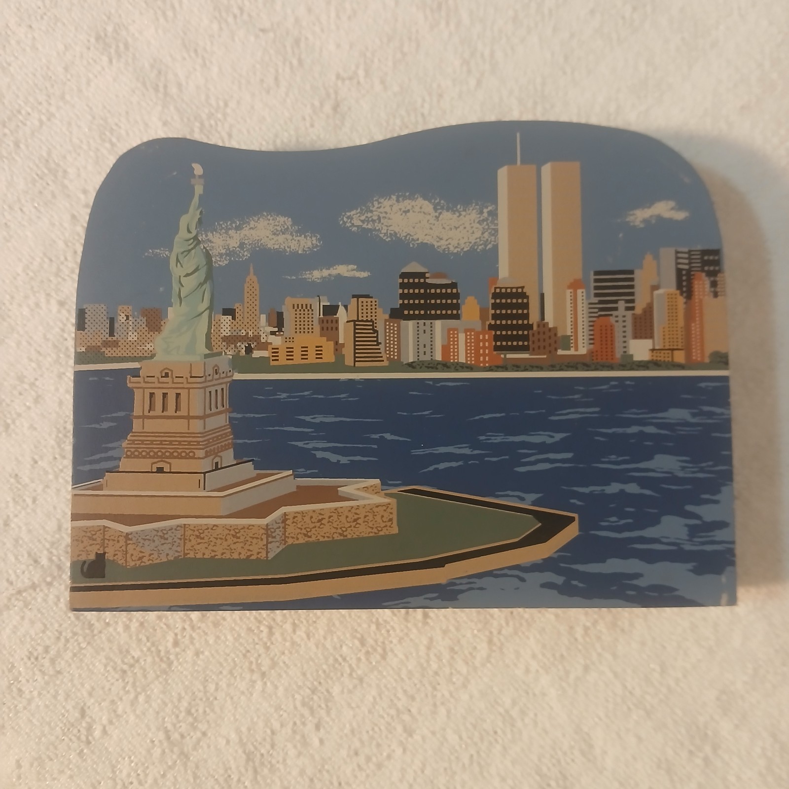 Vintage Cat’s Meow New York City Skyline Twin Towers Big Apple Shelf Sitter 2001