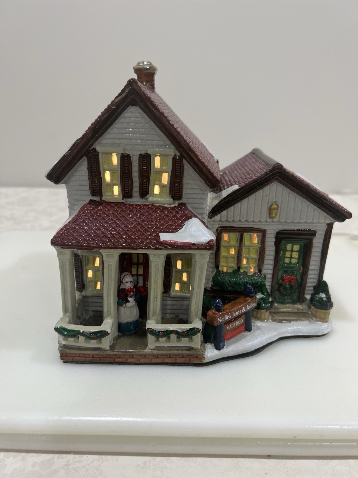 Holiday Time Christmas Village “Nellie’s Jams And Jellies” Vintage Lighted House