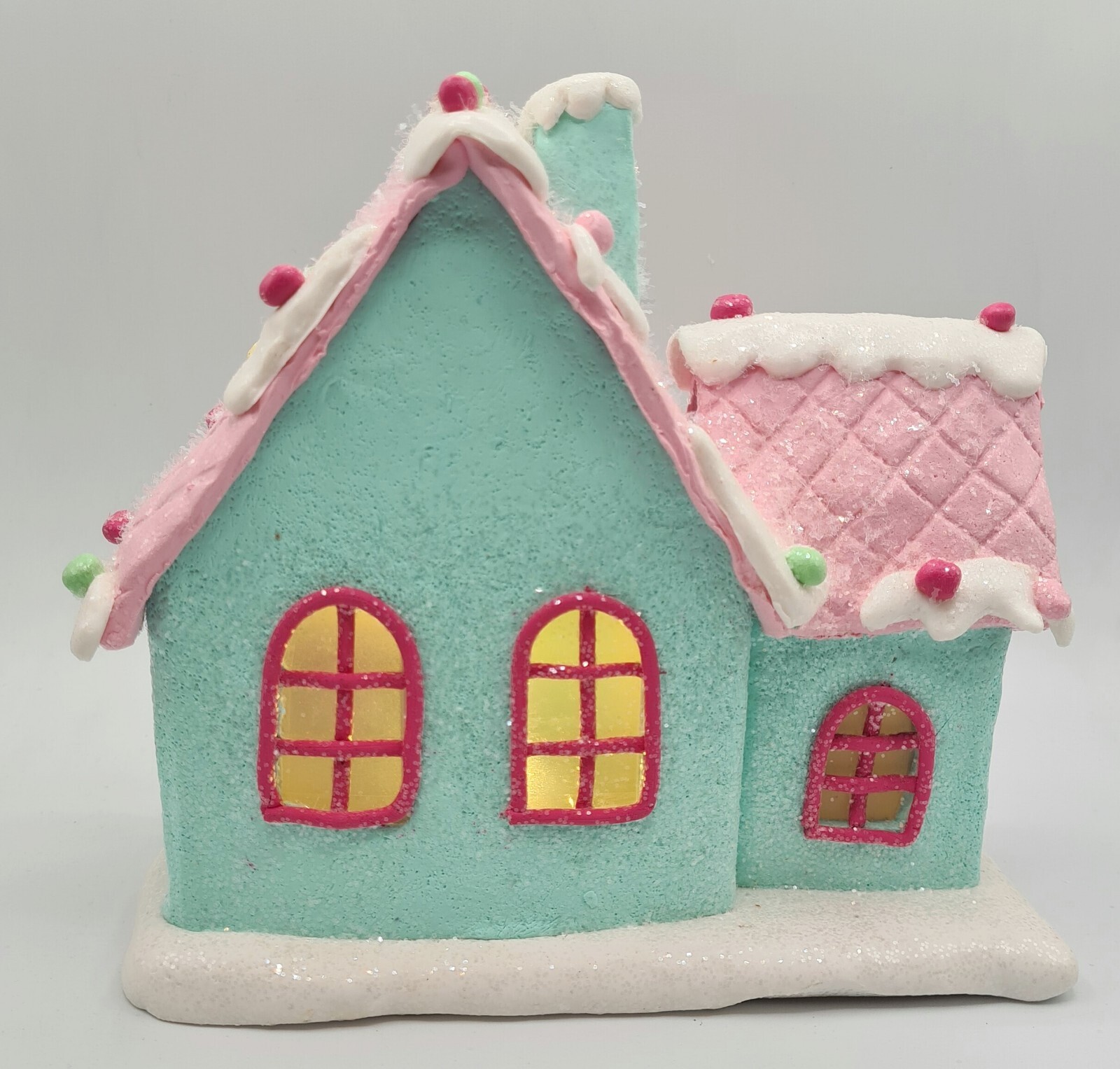 Gingerbread Pink Blue Merry Christmas House LED Light Up Clay-dough 7″ Gerson