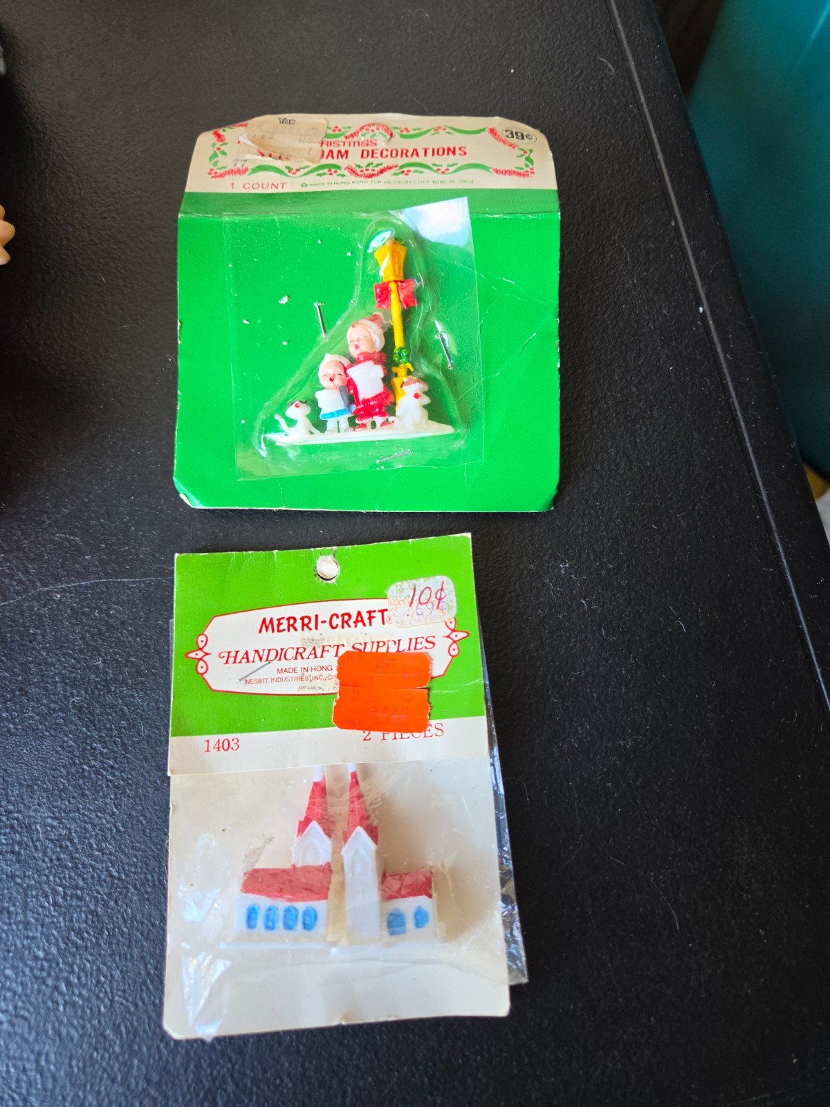 MERRI-CRAFT, MADE IN HONG KONG, MINI CHRISTMAS SCENE DISPLAY DECORATIONS