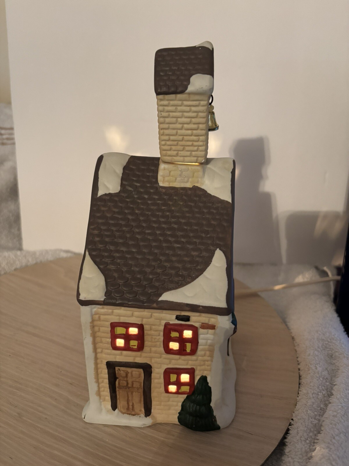 Hand Painted Ceramic Christmas School House 1995