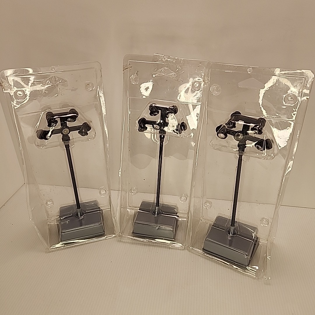 Set of 3 Lemax Field Lights for Christmas Village or Train Scenes