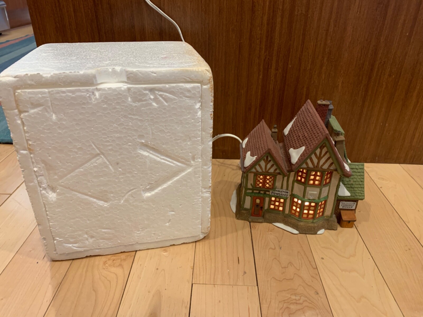 Dept 56 Heritage Dickens Village Series 1992 Hembleton Pewterer No Sleeve