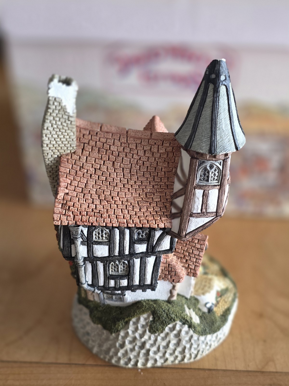 VINTAGE DAVID WINTER COTTAGES THERE WAS A CROOKED HOUSE 1986 NEVER DISPLAYED