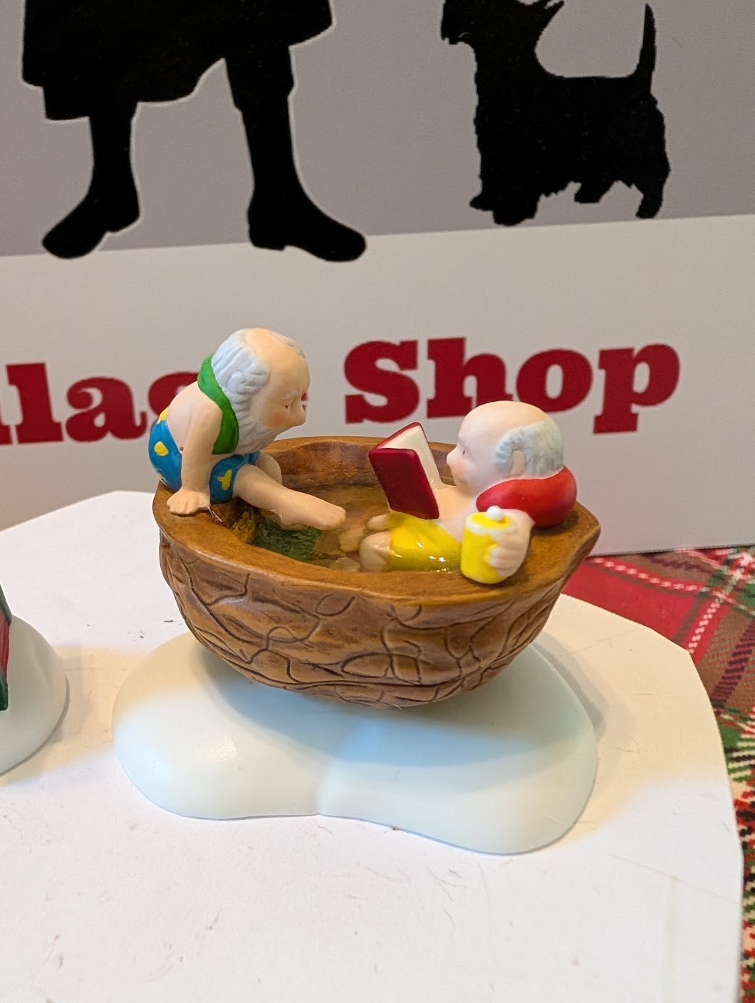Dept 56 North Pole Accessory – Party in a Hot Tub Set of 2