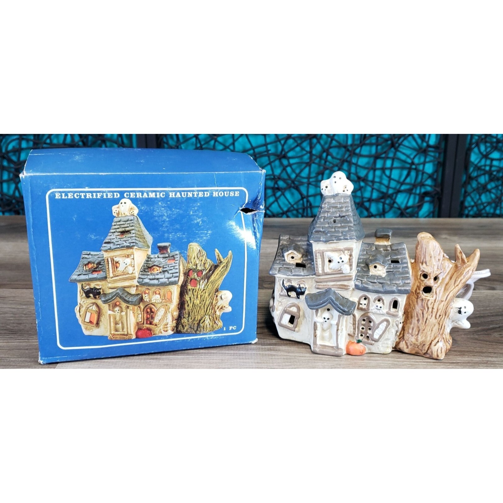 VINTAGE 1980’S L&L DALLAS CERAMIC LIGHT UP HAUNTED HOUSE IN BOX GHOST PUMPKIN