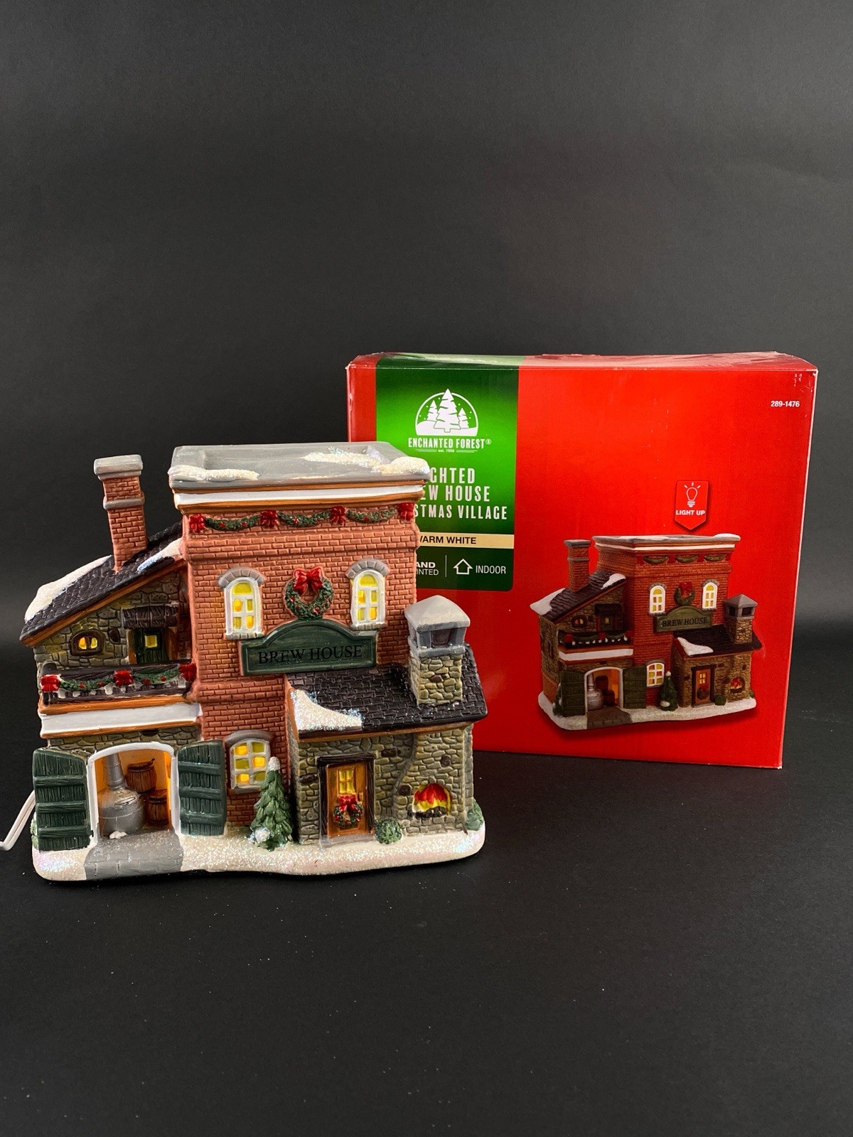 Enchanted Forest Lighted Brew House Christmas Village 289-1476 8″ Size New