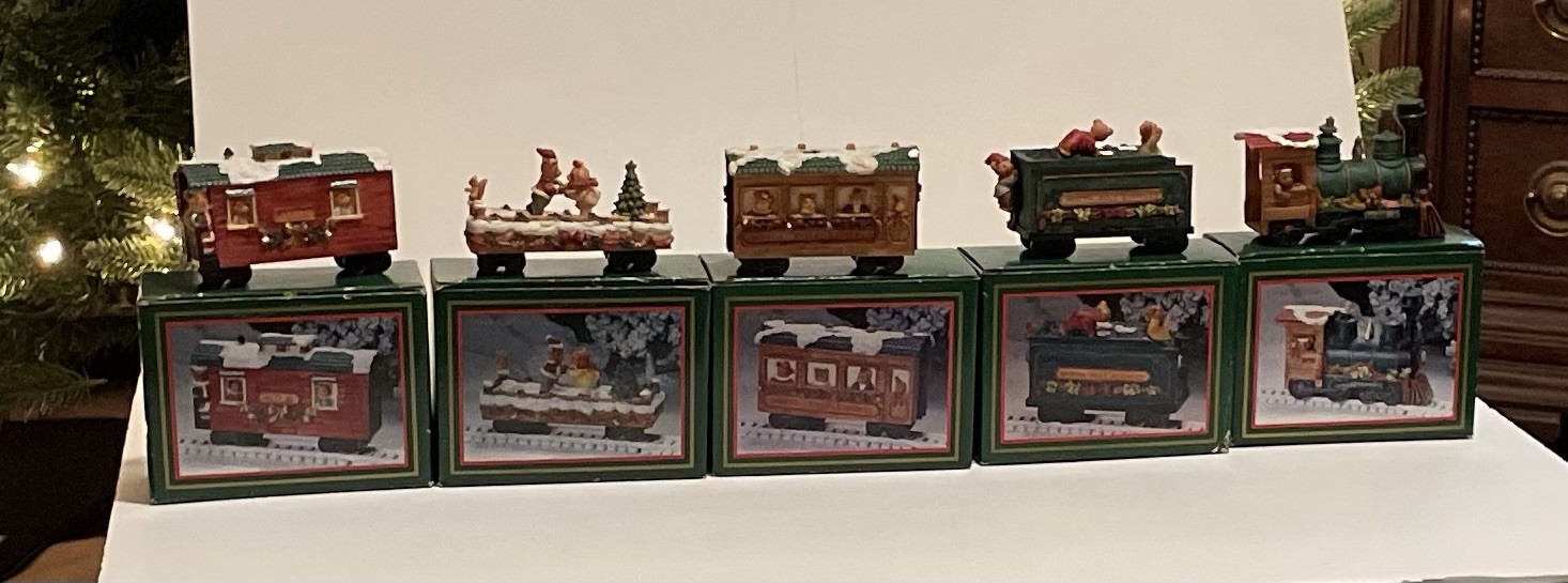Vintage 1994 North Pole Express Christmas Train Set First edition Full Set Of 5