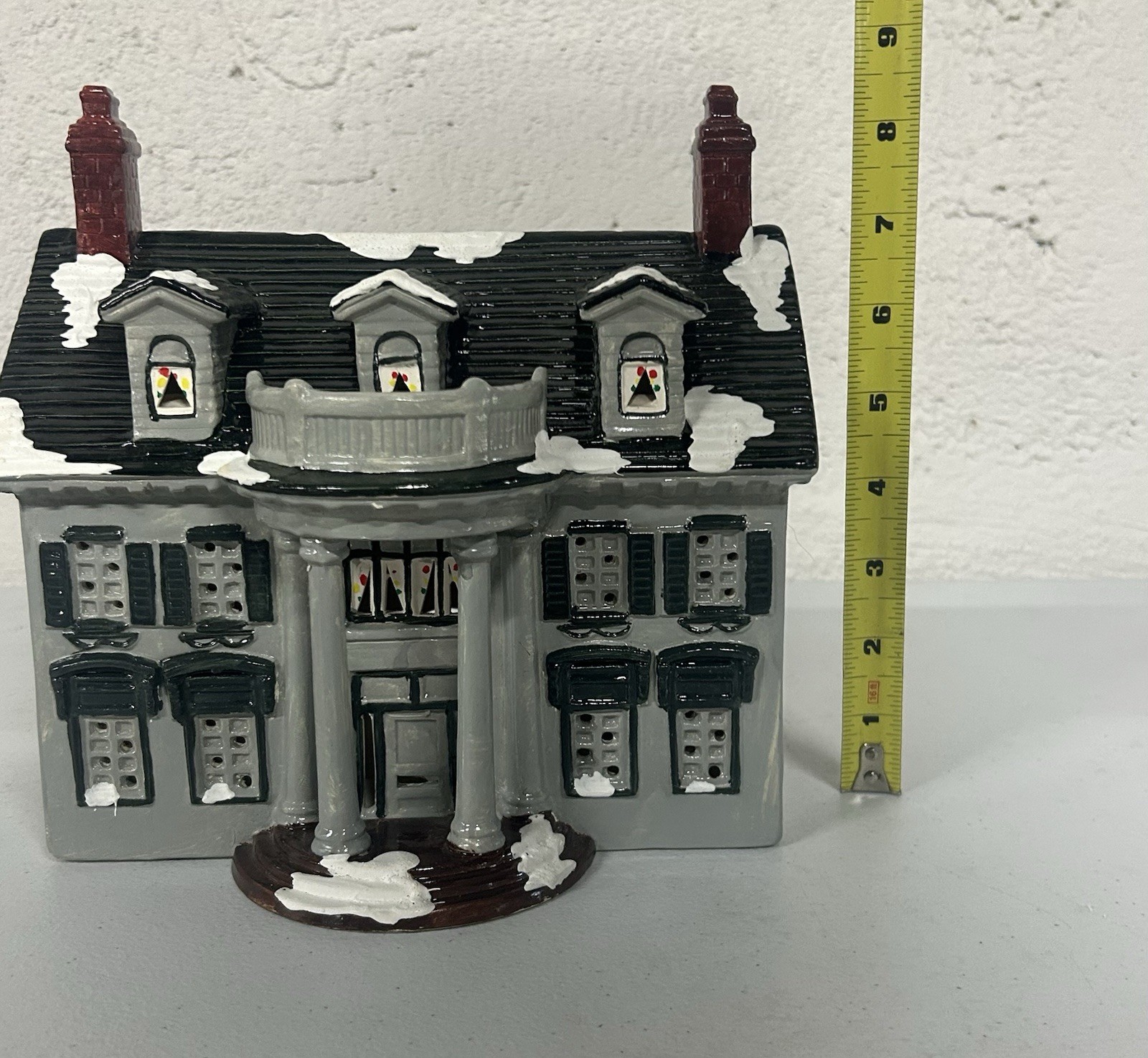 Dept 56 The Original Snow Village “Plantation House” – #5047-4 – Retired