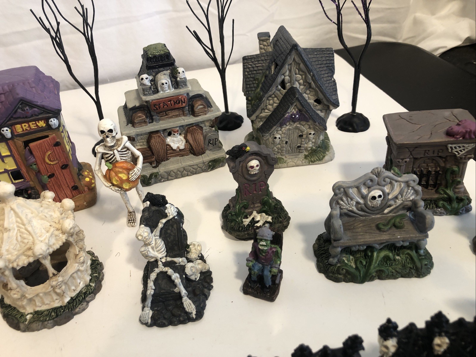 Greenbrier International (54 Piece) Holloween Zombie Village