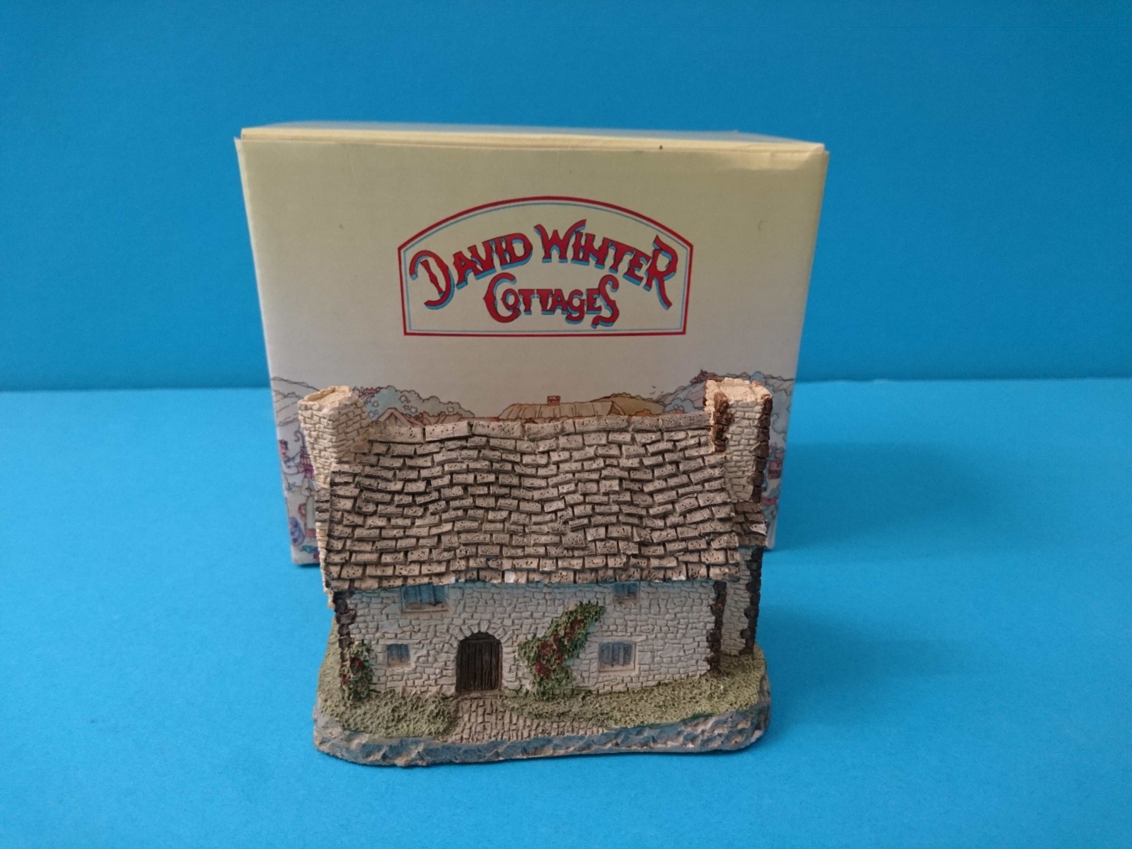 THE MINERS COTTAGE – DAVID WINTER – IN ORIGINAL BOX NO COA – EXCELLENT CONDITION