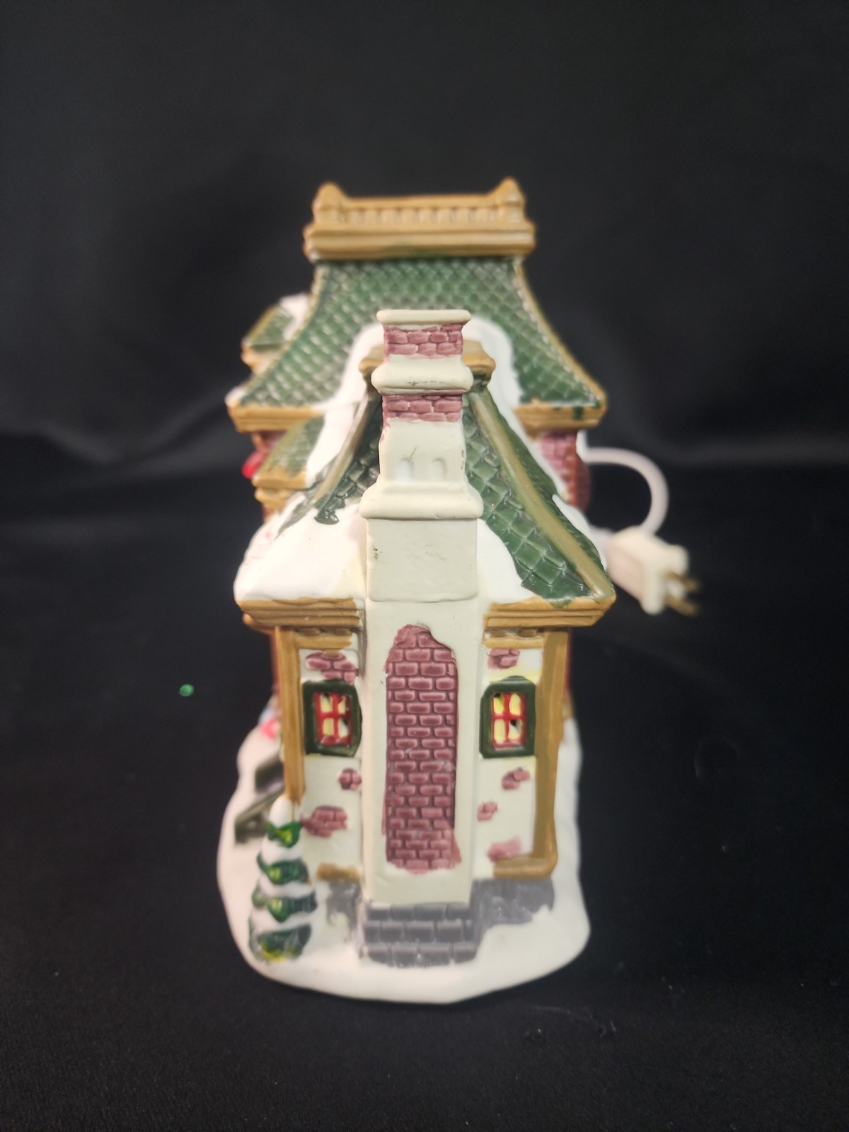Rite Aid Santa’s Workshop Lighted Illuminated Christmas Village