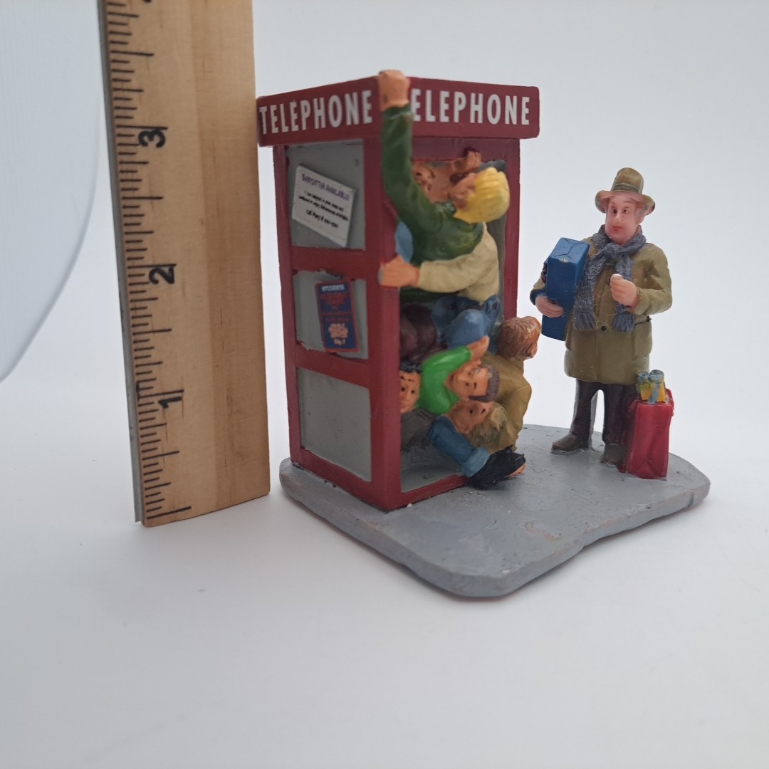 Rare Retired Lemax Occupied # 23946 How Many Can Fit In Phone Booth Christmas Vi