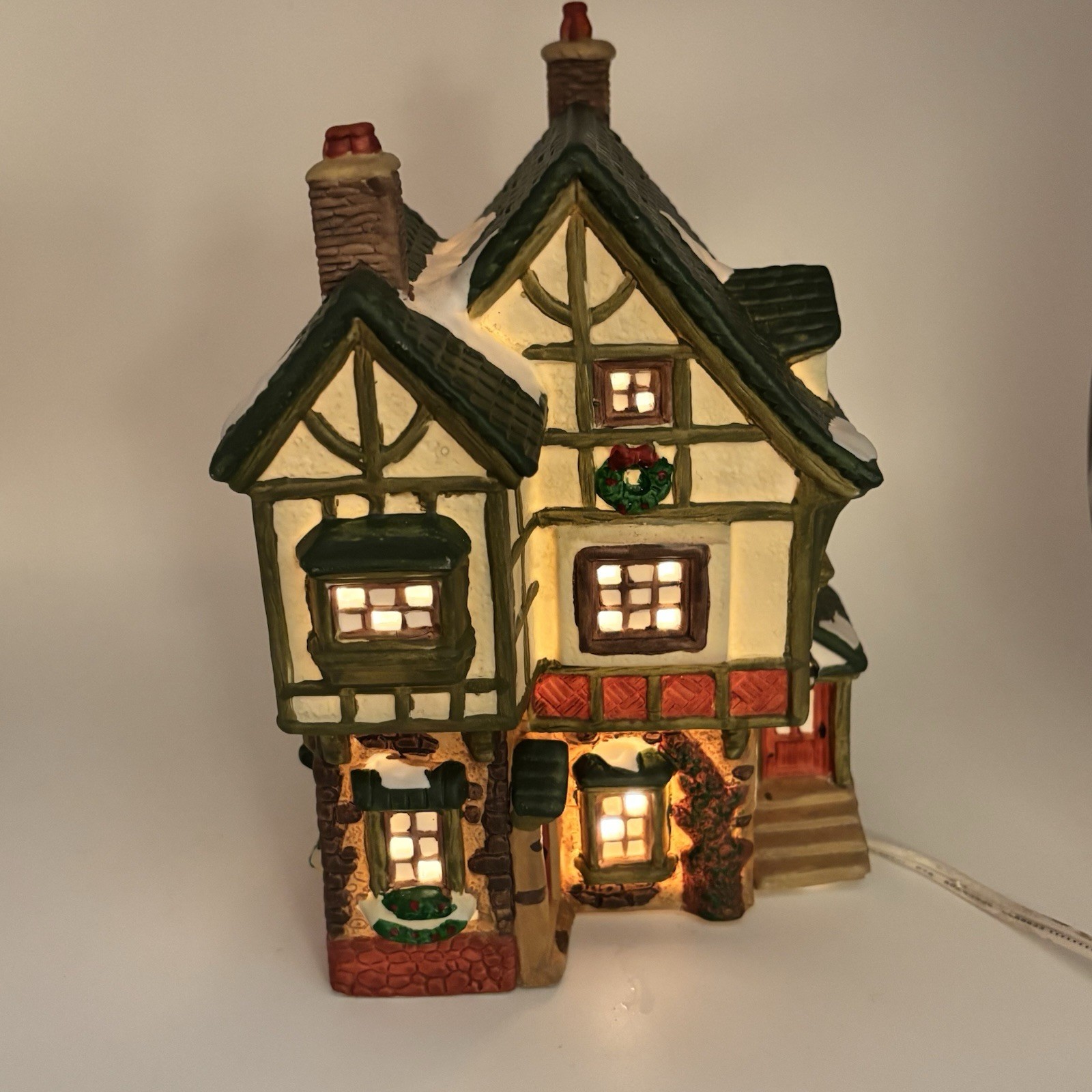 O’Well Novelty CAFE SHOP Lighted Christmas House Building 1994