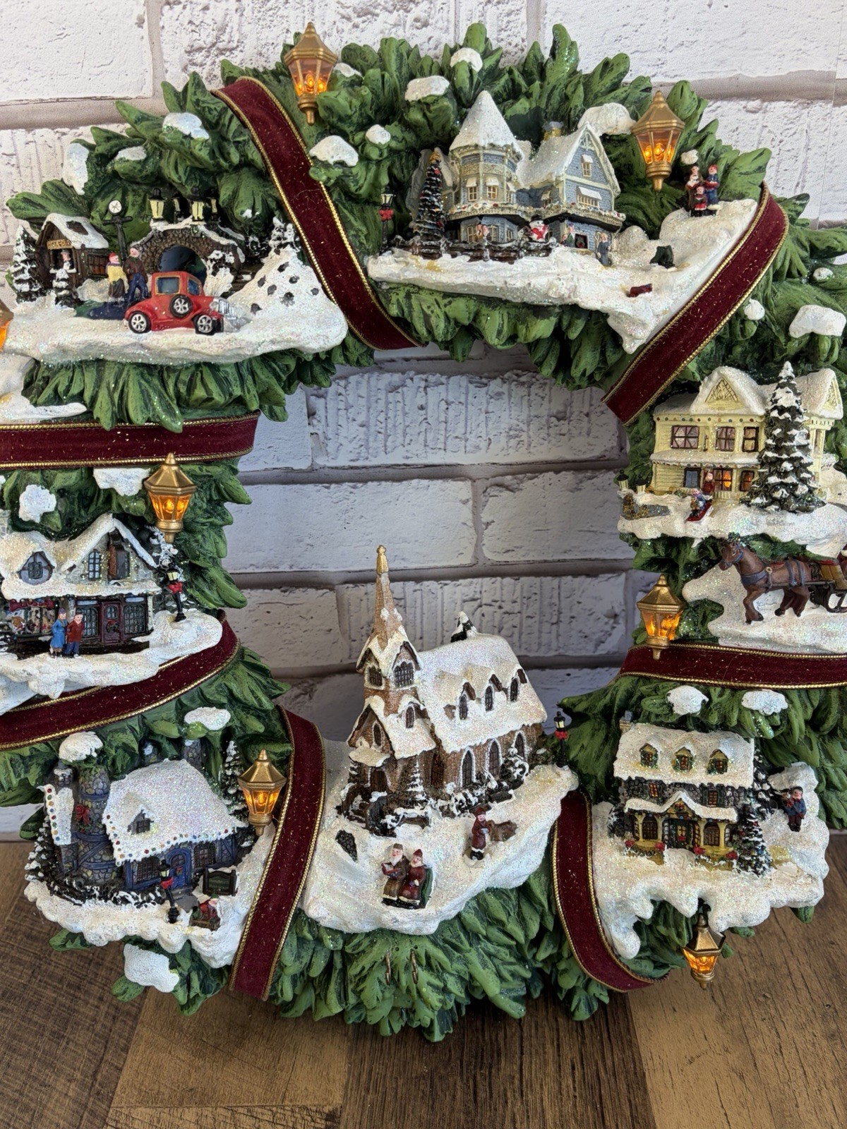 Thomas Kinkade Christmas Village Resin Wreath by Hamilton Collection Numbered