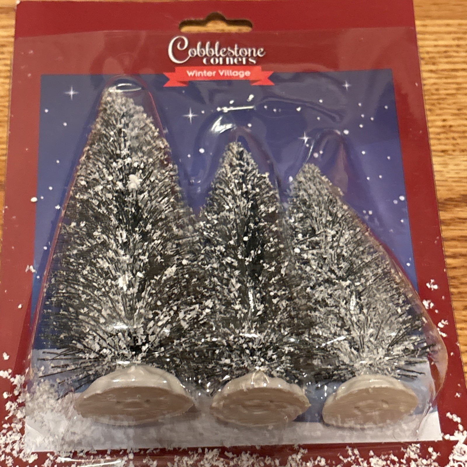 2 Sets Cobblestone Corners Winter Village Accessories Pine Trees 5.5″ 4.25″ Snow