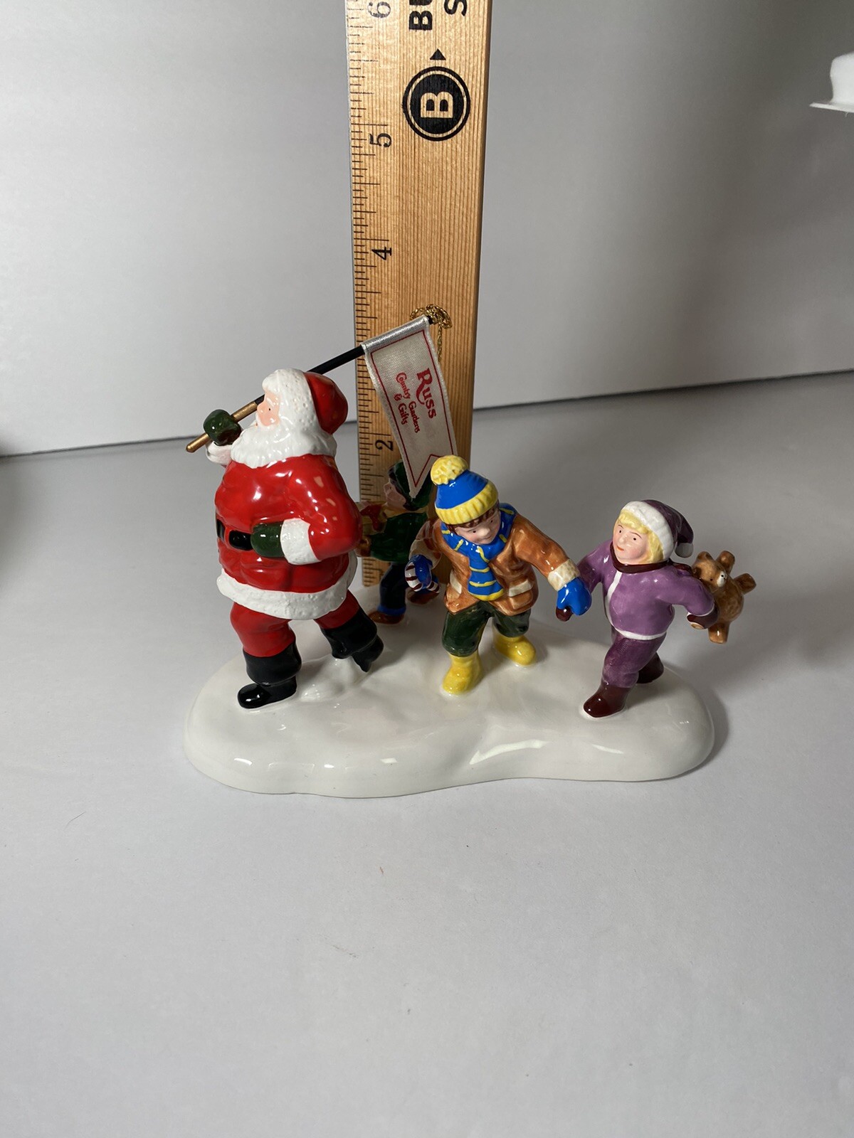 Taylorsville MD Russ Country Garden & Gift Snow Village Here Comes Santa Dept 56