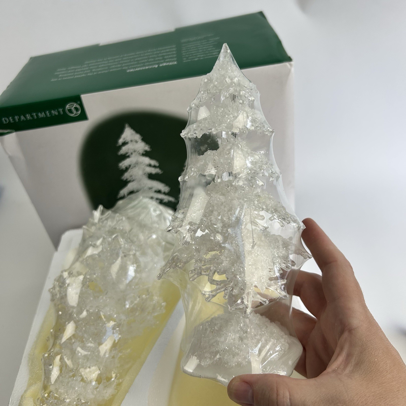 Department 56 Icy Trees Medium 52890 Christmas Village Accessories New In Box