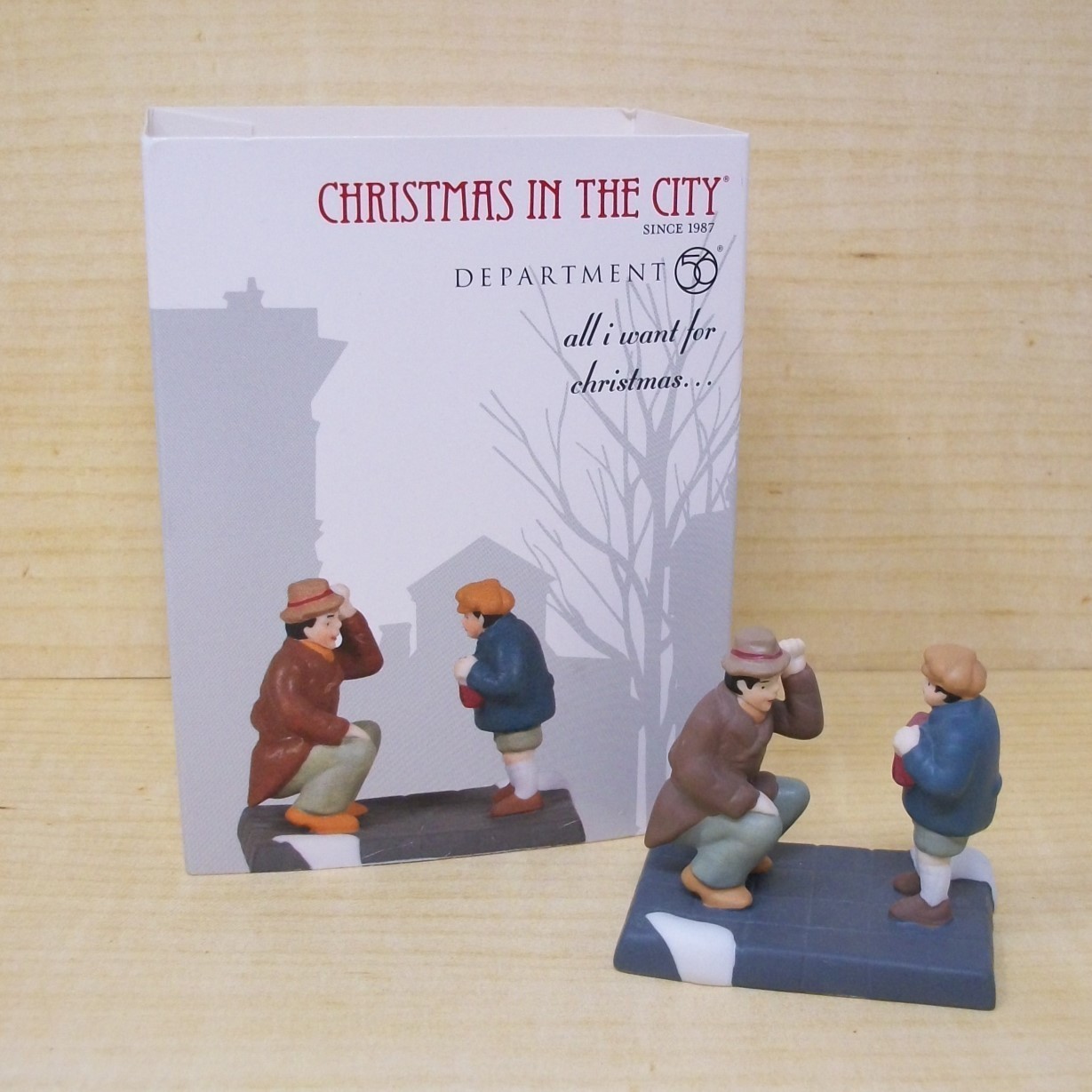 Dept. 56 ALL I WANT FOR CHRISTMAS Village Accessory Christmas in the City