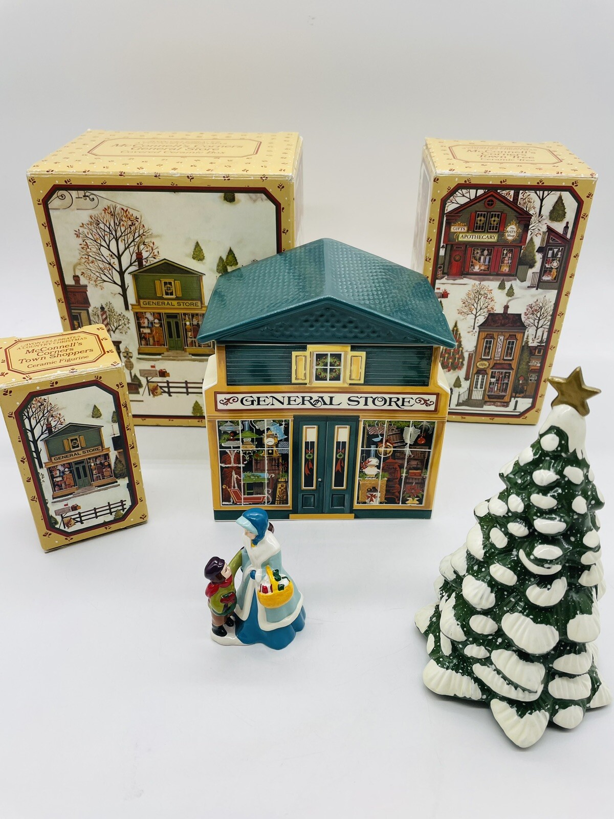 Vintage Avon McConnell’s Corners Christmas Collection 1982 Set of 3