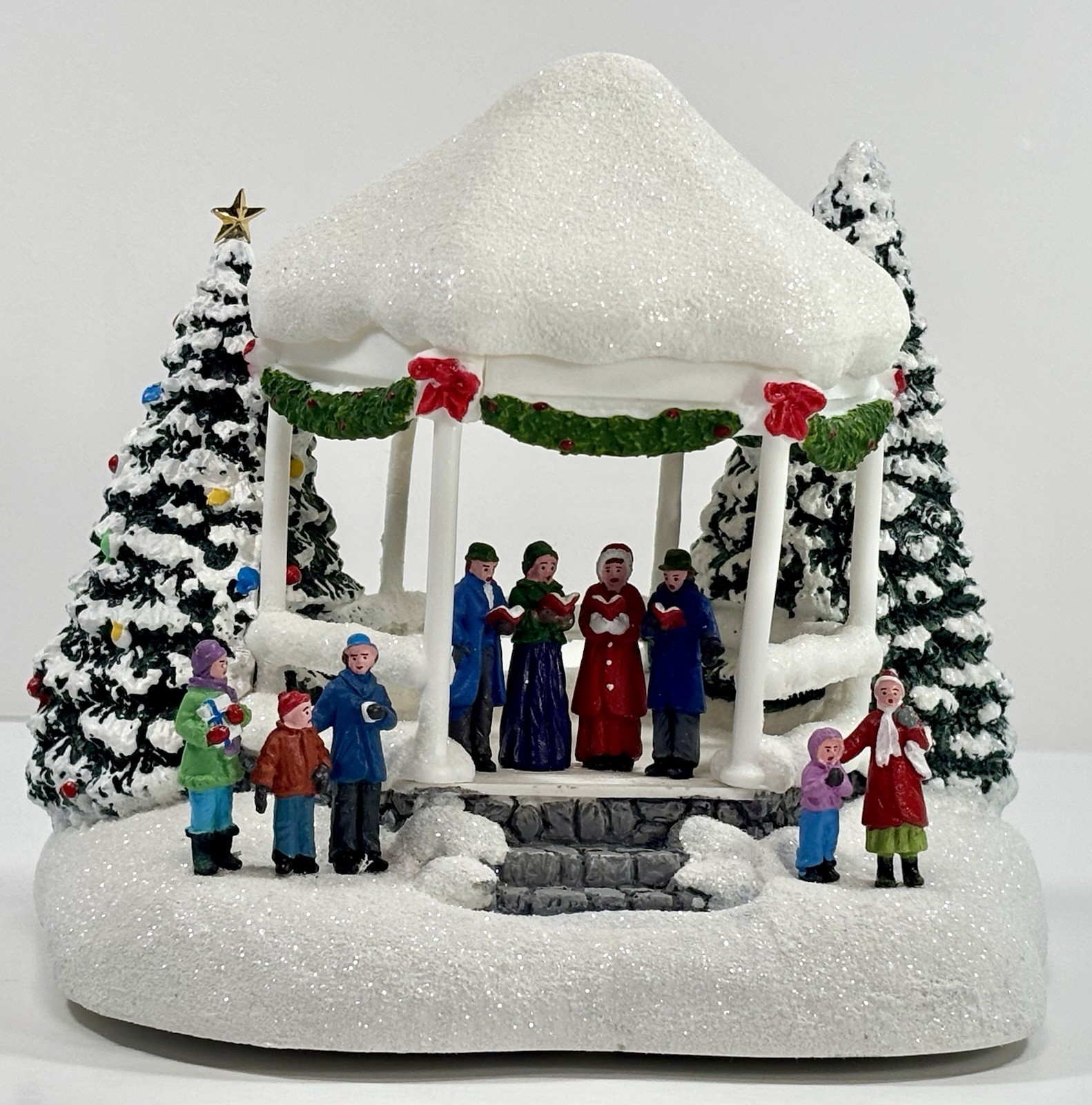 Thomas Kinkade Teleflora 2023 Sweet Sounds of Christmas Lighted Carolers Gazebo