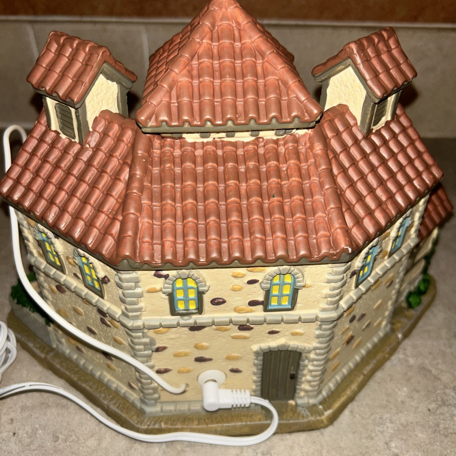 Lemax Chambon Winery Christmas Village Lighted 2009 Carole Towne TESTED WORKING