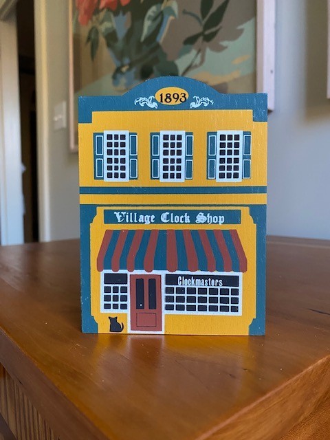 The Cat’s Meow 1986 Village Clock Shop