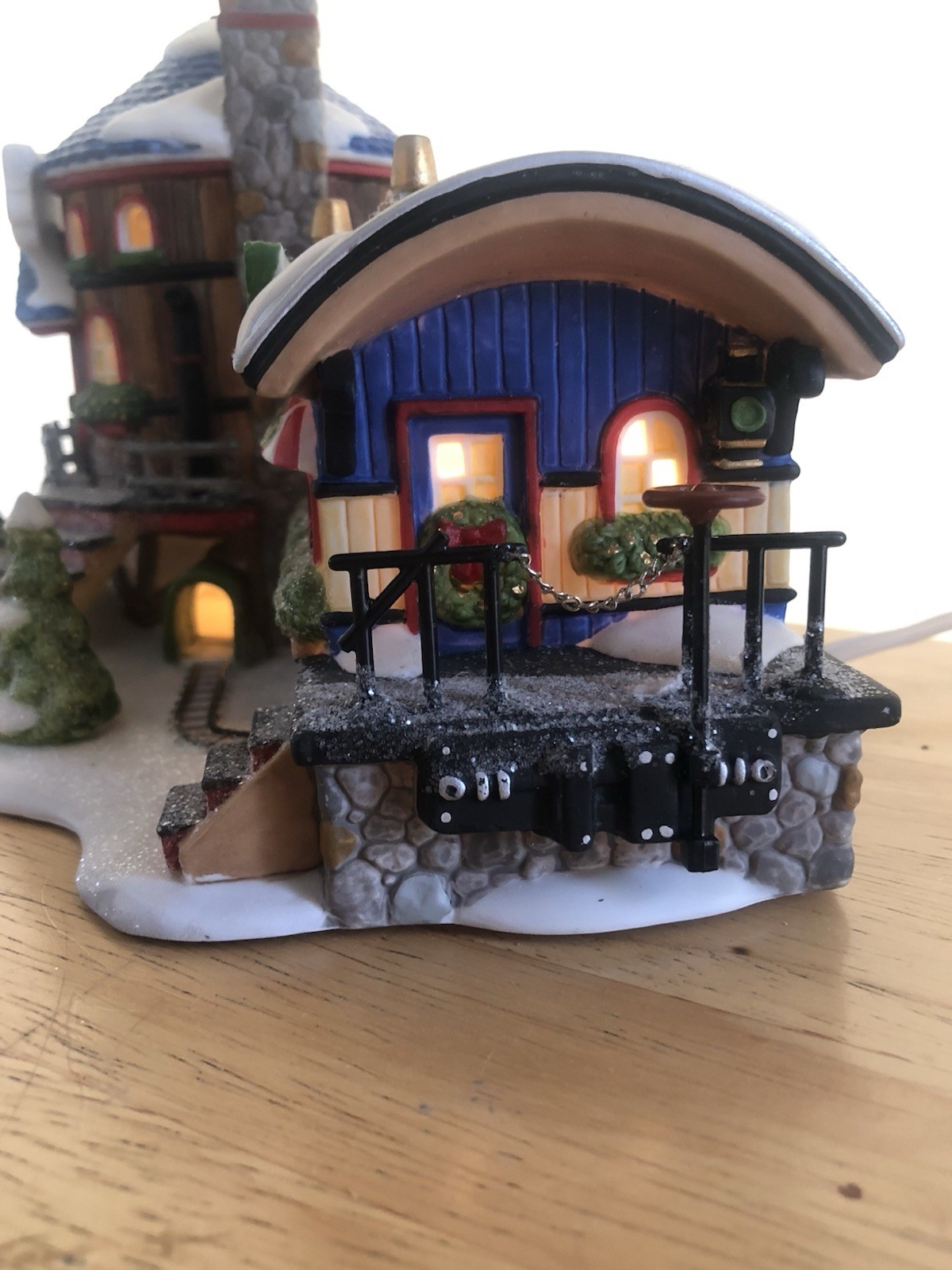 Dept 56 Art’s Hobbies & Crafts #56.56897 15th Anniversary Special Edition