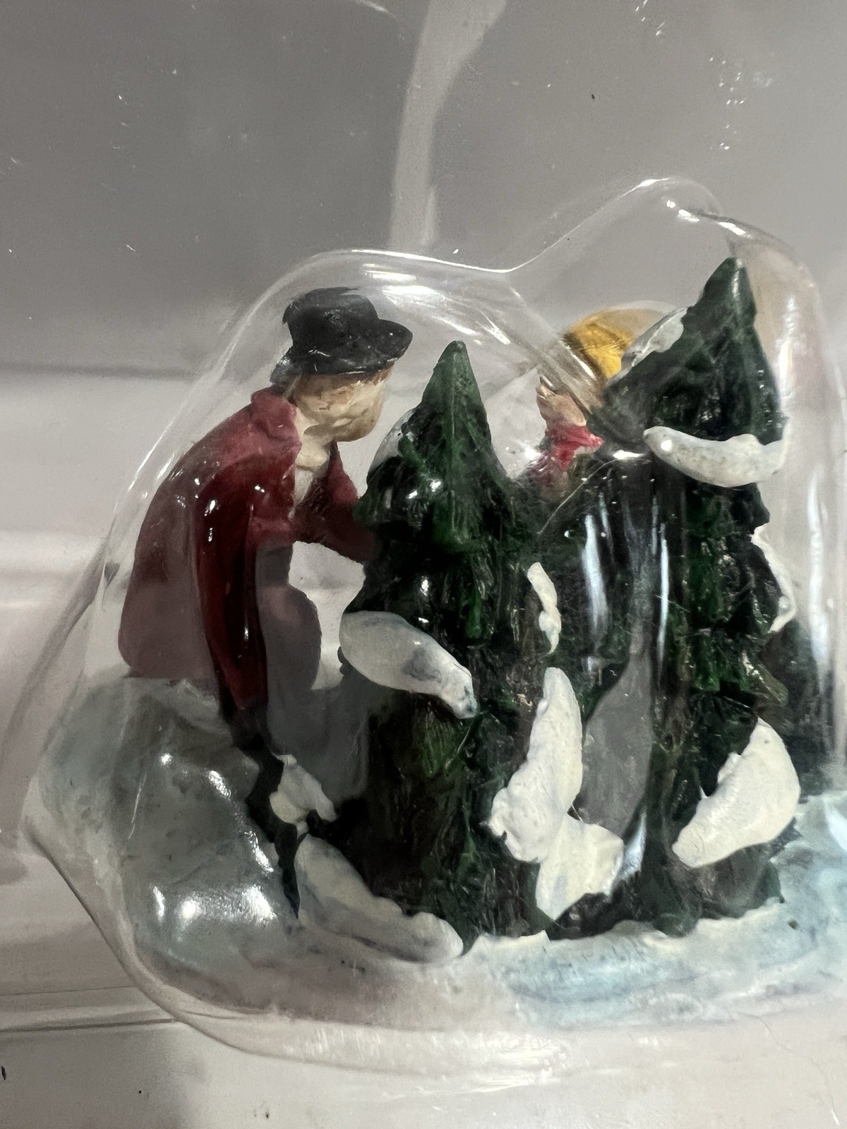 Holiday Inspirations Town Series House Accessory Trees, Dad, Kid & Dog NEW