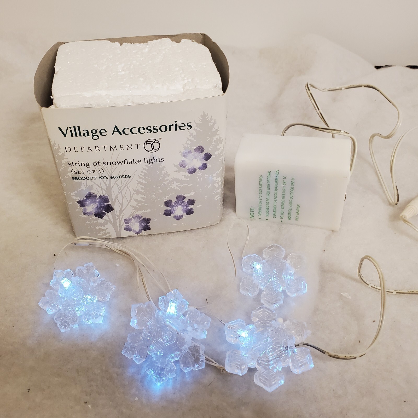 Department 56 Village Accessories String Of Snowflake Lights Set Of 4