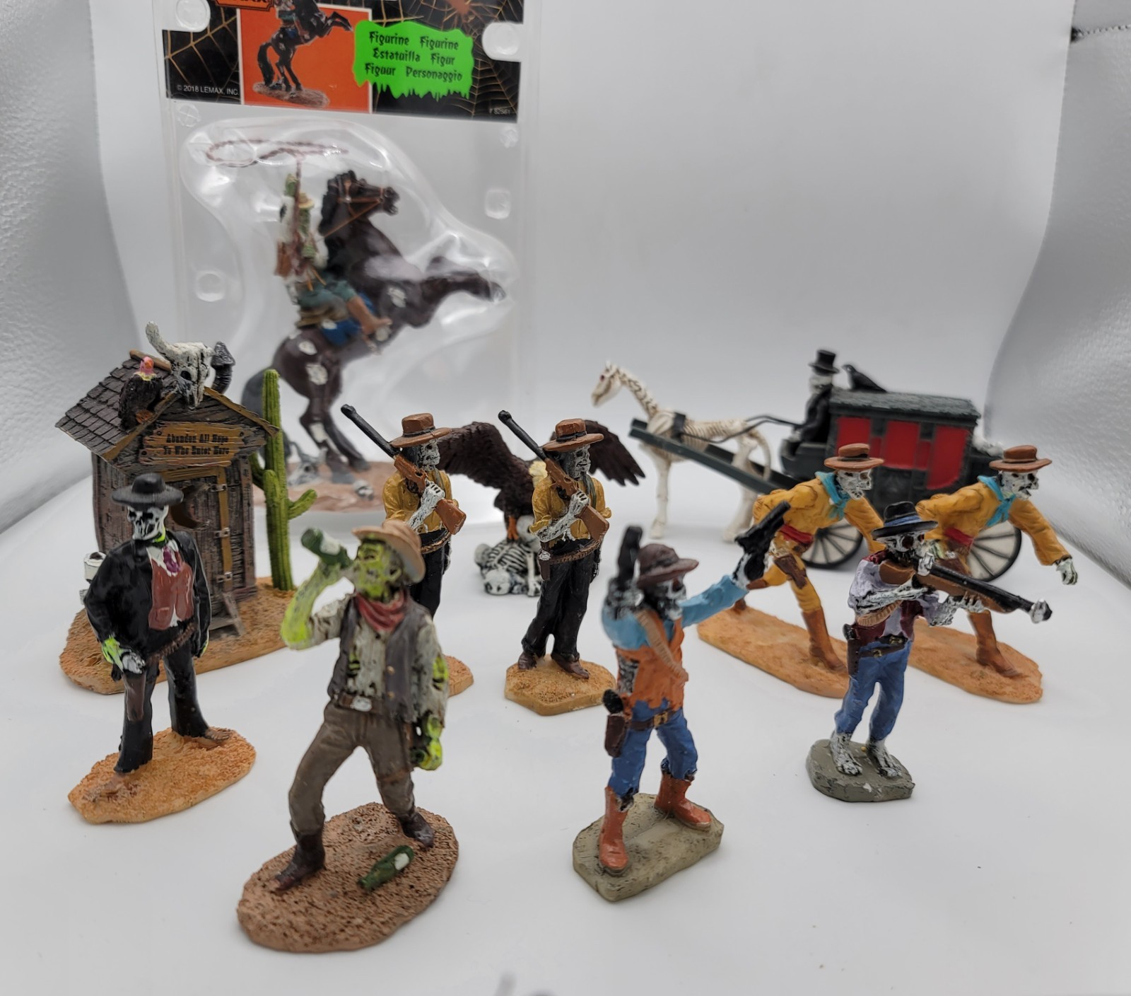 NEW Lemax Spooky Town “Ready For Action” Wild West Halloween 12 Figures