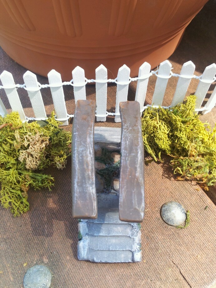 Miniature Village Resin Spring Stone Bridge