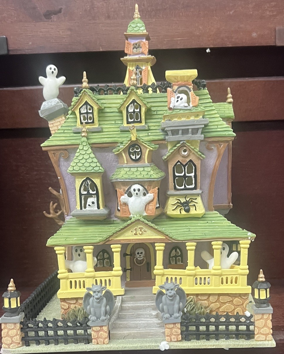 Lenox Spooky Manor Halloween Light Up House Retired HTF EUC ⭐