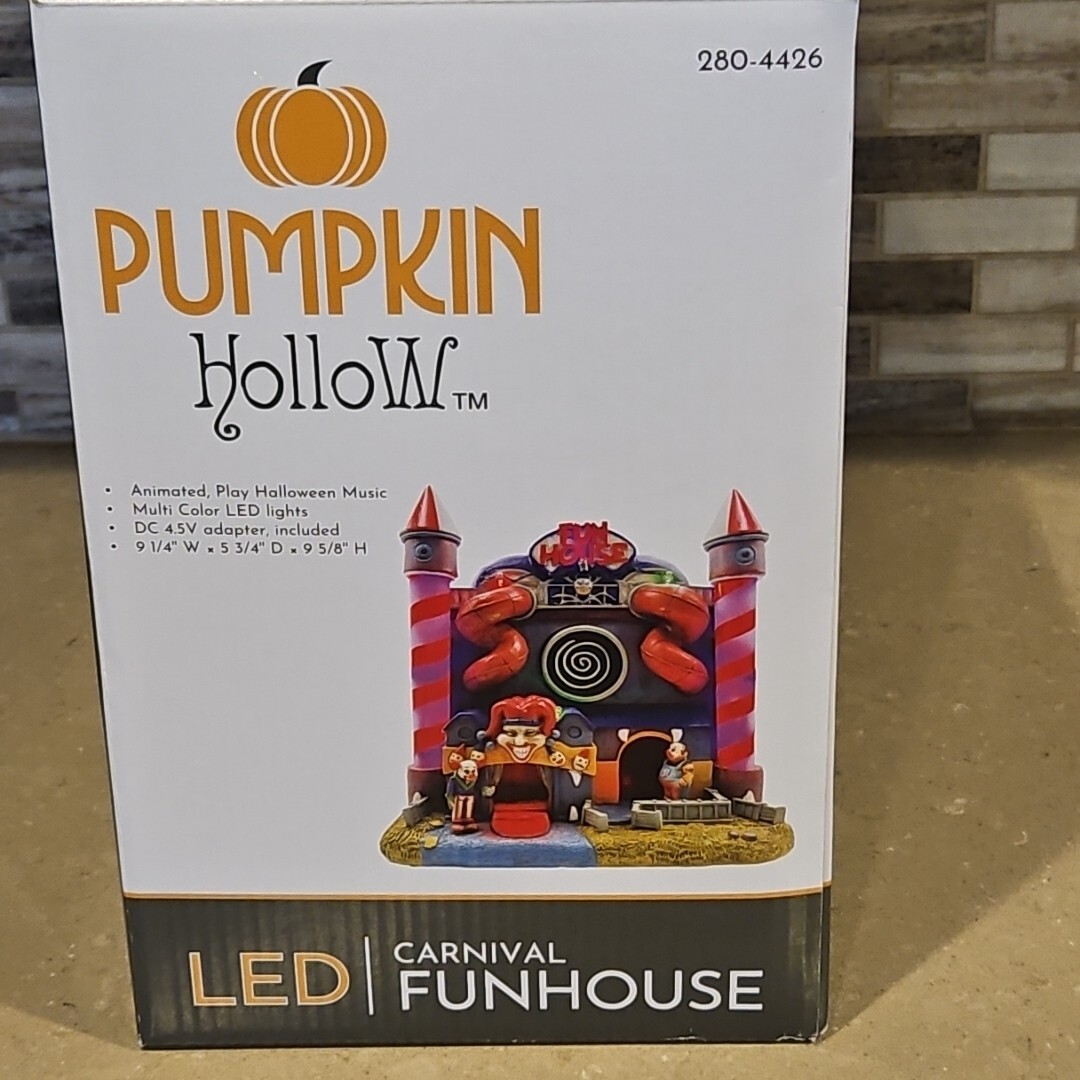 Pumpkin Hollow Carnival Funhouse Spooky Clown Animated Halloween Village Decor